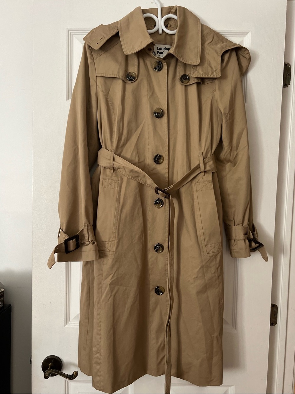 Classic London Fog Heritage Beige Trench Coat with Belt – Size M